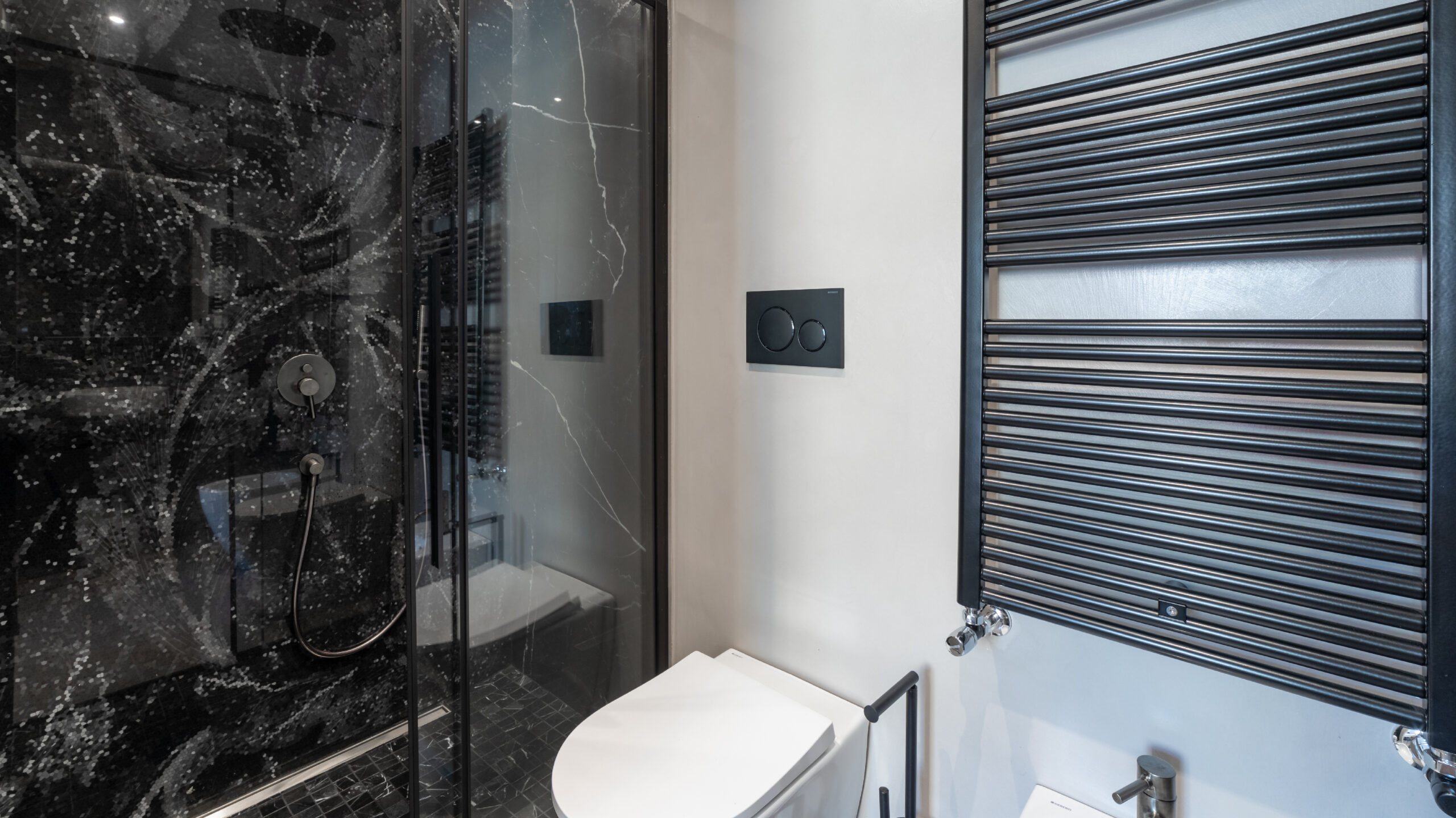 Poetto's heART - Luxury Rooms in Cagliari - Casa vacanze - Affittacamere - via Procida 5, 09128 Cagliari - info@poettosheart.it +39 3458851919