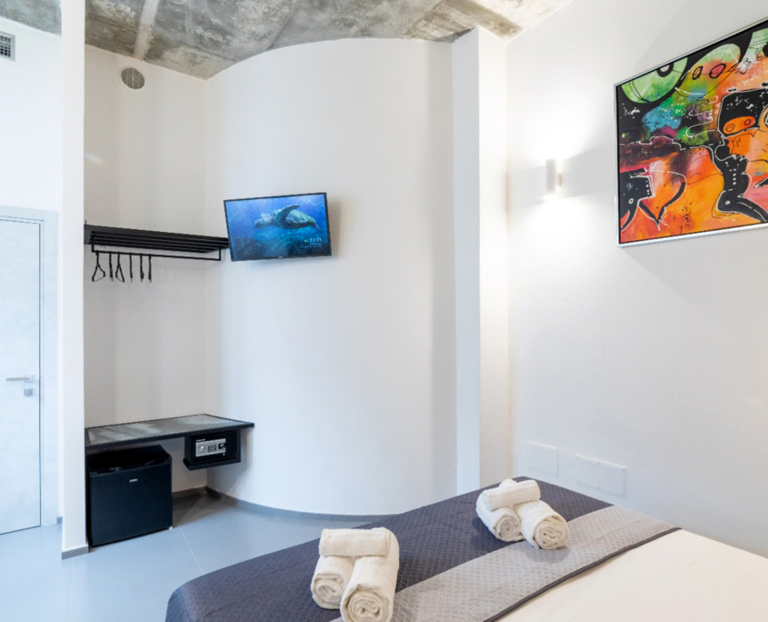 Poetto's heART - Luxury Rooms in Cagliari - Casa vacanze - Affittacamere - via Procida 5, 09128 Cagliari - info@poettosheart.it +39 3458851919